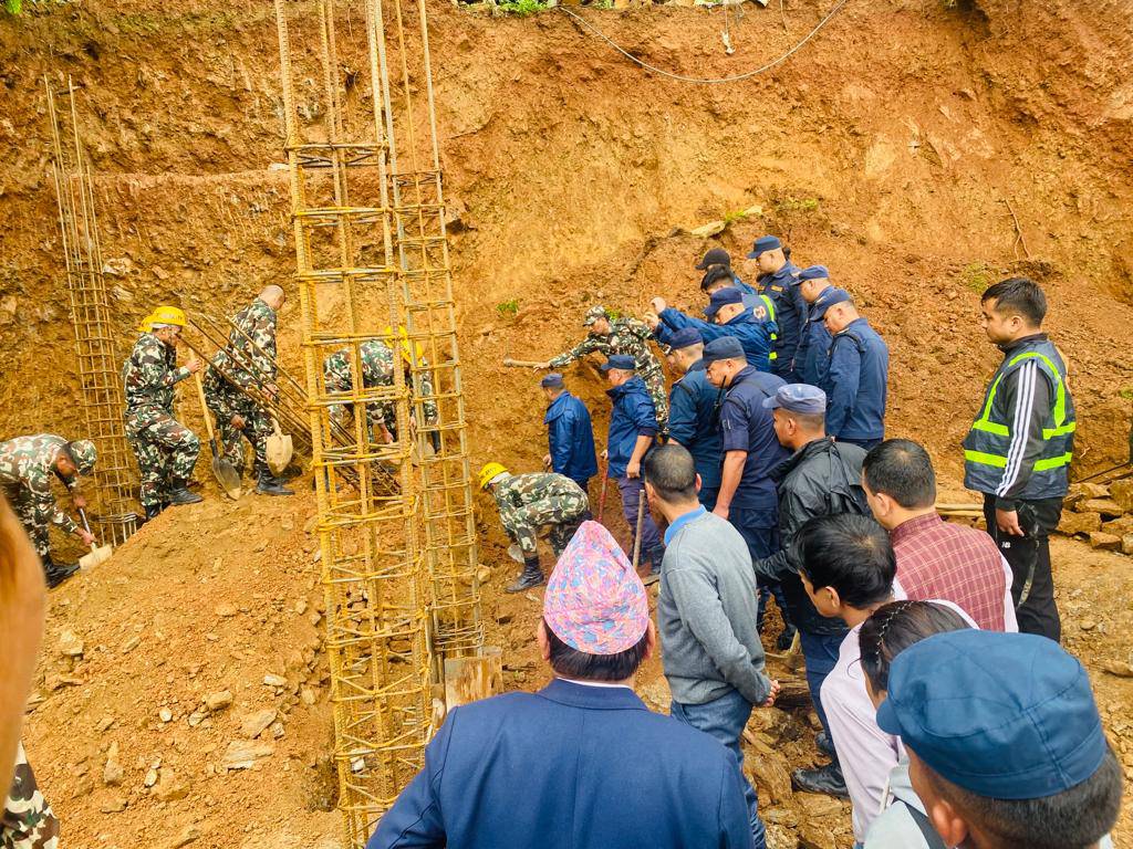 पहिरोमा पुरिएर गुल्मीमा प्यूठानका एक मजदुरको मृत्यु